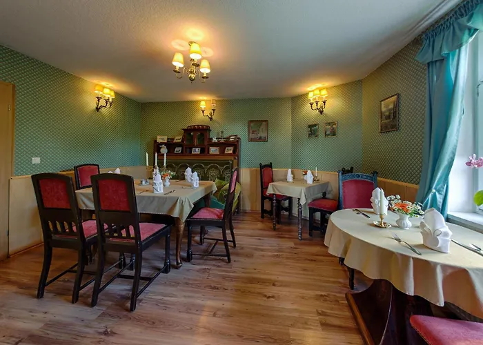 & Restaurant Hotel Honow